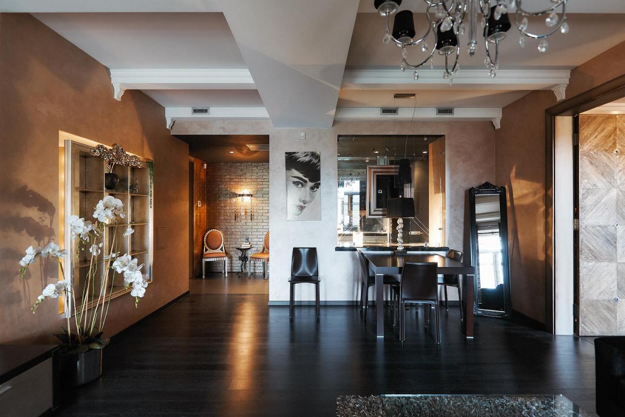 So Fashionable Apartment In The Heart Of Μινσκ Εξωτερικό φωτογραφία